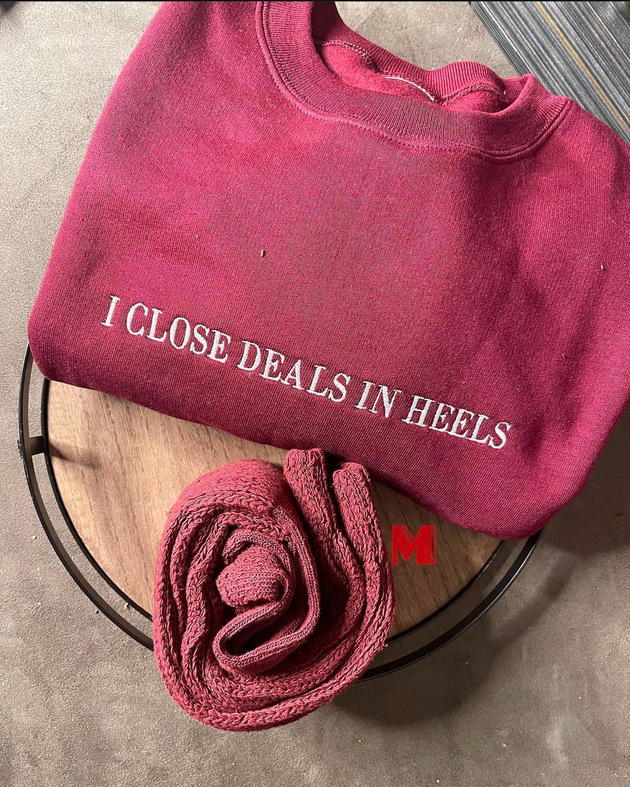 I Close Deals in Heels